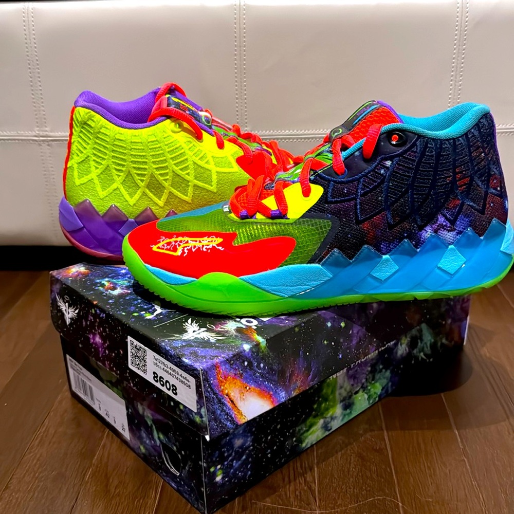 Puma LaMelo Ball MB.01 Be You Basketball Shoes Size 9